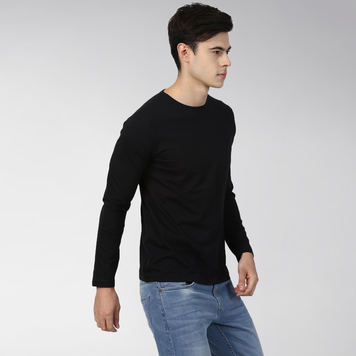 Plain Black Full Sleeves T-shirt